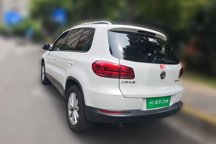 Used Volkswagen Tiguan 2015 1.8TSI Manual Two-Wheel-Drive Limited Edition Rear Left 45 Deg
