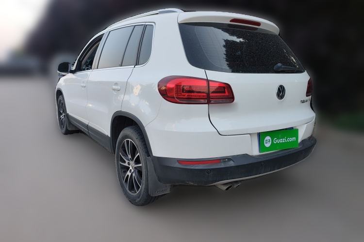 Used Volkswagen Tiguan 2015 1.8TSI Automatic Two-Wheel Drive Luxury Model Rear Left 45 Deg
