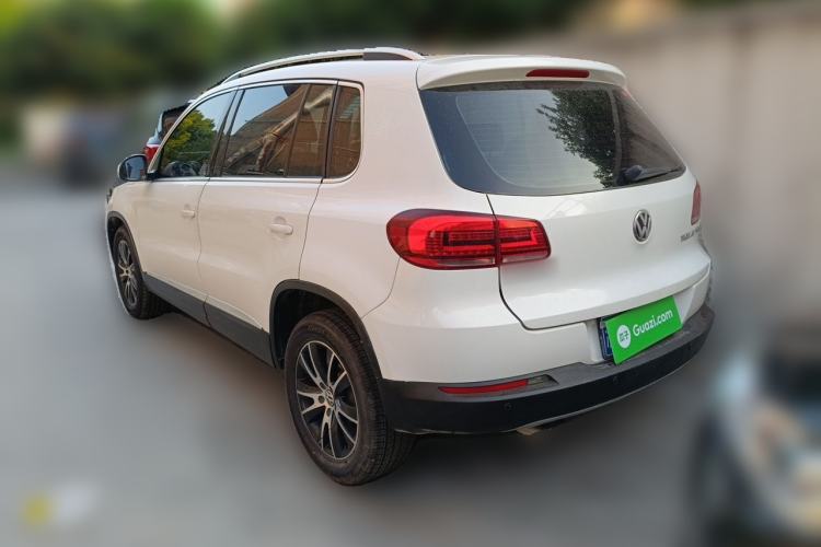 Used Volkswagen Tiguan 2015 1.8TSI Automatic Two-Wheel Drive Luxury Model Rear Left 45 Deg