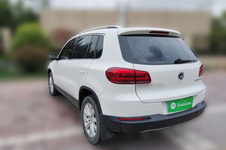 Used Volkswagen Tiguan 2015 1.8TSI Automatic Two-Wheel Drive Luxury Model Rear Left 45 Deg