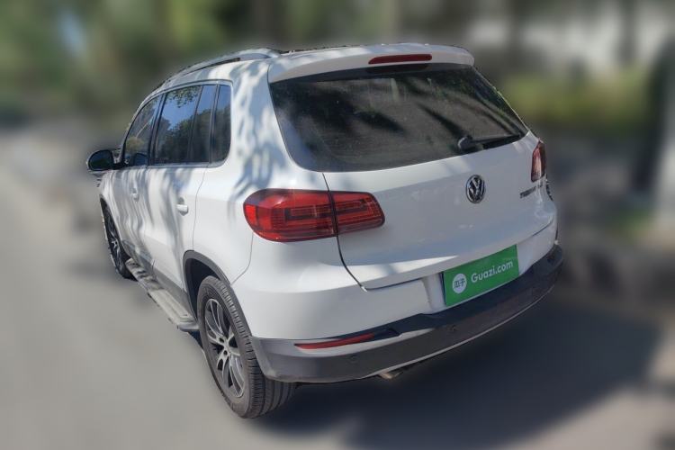 Used Volkswagen Tiguan 2015 1.8TSI Automatic Two-Wheel Drive Luxury Model Rear Left 45 Deg