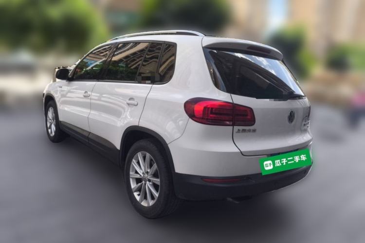 Used Volkswagen Tiguan 2015 1.8TSI Manual Two-Wheel-Drive Limited Edition Rear Left 45 Deg