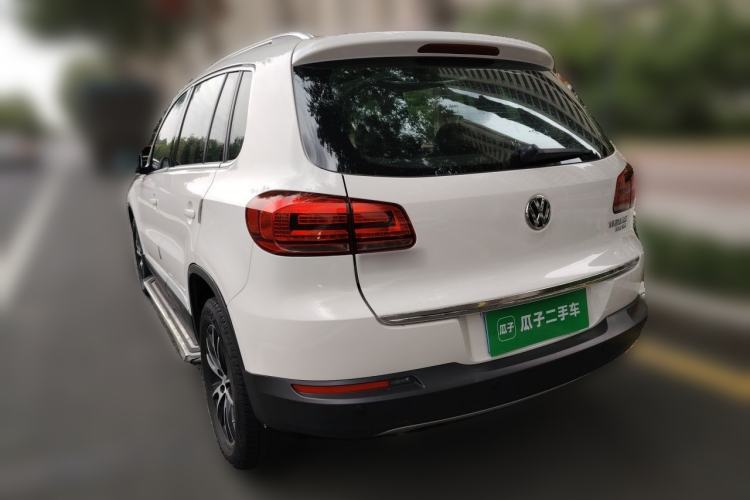 Used Volkswagen Tiguan 2015 1.8TSI Automatic Two-Wheel Drive Luxury Model Rear Left 45 Deg