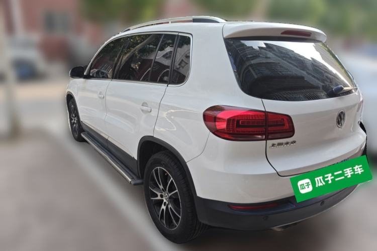 Used Volkswagen Tiguan 2015 1.8TSI Automatic Two-Wheel Drive Luxury Model Rear Left 45 Deg