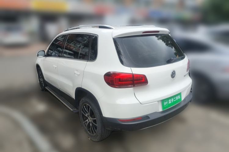 Used Volkswagen Tiguan 2015 1.8TSI Automatic Two-Wheel Drive Luxury Model Rear Left 45 Deg