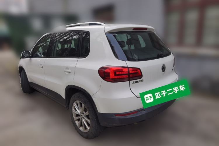 Used Volkswagen Tiguan 2015 1.8TSI Manual Two-Wheel-Drive Limited Edition Rear Left 45 Deg