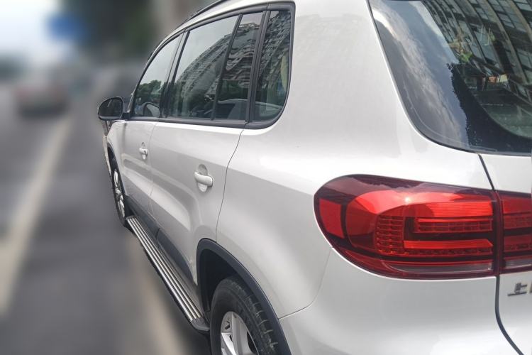 Used Volkswagen Tiguan 2015 1.8TSI Automatic Two-Wheel Drive Trend Edition Rear Left 45 Deg