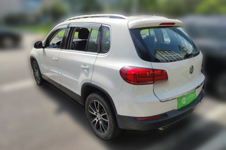 Used Volkswagen Tiguan 2015 1.8TSI Automatic Two-Wheel Drive Luxury Model Rear Left 45 Deg
