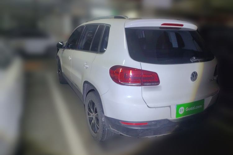 Used Volkswagen Tiguan 2015 1.8TSI Automatic Two-Wheel Drive Luxury Model Rear Left 45 Deg