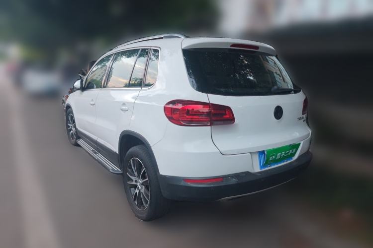 Used Volkswagen Tiguan 2015 1.8TSI Automatic Two-Wheel Drive Luxury Model Rear Left 45 Deg