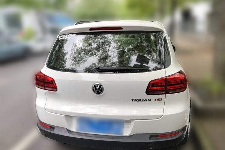 Used Volkswagen Tiguan 2015 1.8TSI Automatic Two-Wheel Drive Trend Edition Rear