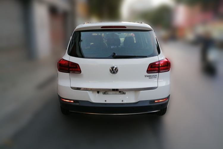Used Volkswagen Tiguan 2015 1.8TSI Automatic Two-Wheel Drive Comfort Edition Rear