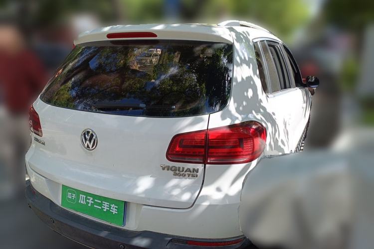 Used Volkswagen Tiguan 2015 1.8TSI Automatic Two-Wheel Drive Luxury Model Rear Right 45 Deg