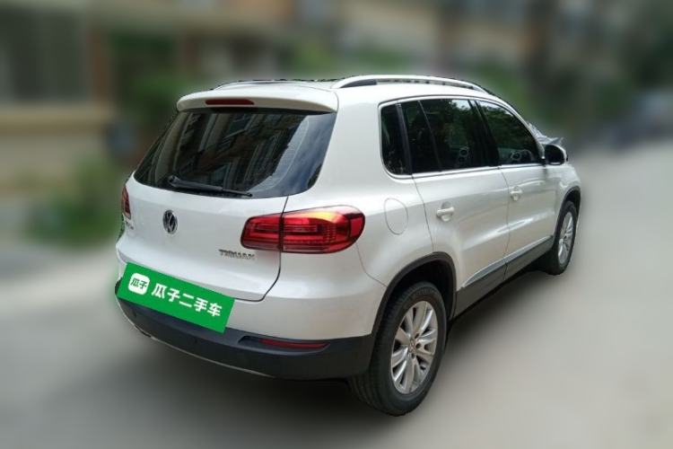 Used Volkswagen Tiguan 2015 1.8TSI Automatic Two-Wheel Drive Luxury Model Rear Right 45 Deg