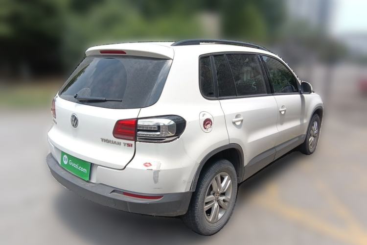 Used Volkswagen Tiguan 2015 1.8TSI Automatic Two-Wheel Drive Trend Edition Rear Right 45 Deg