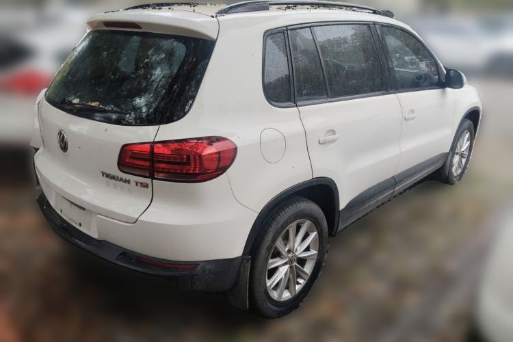 Used Volkswagen Tiguan 2015 1.8TSI Automatic Two-Wheel Drive Comfort Edition Rear Right 45 Deg