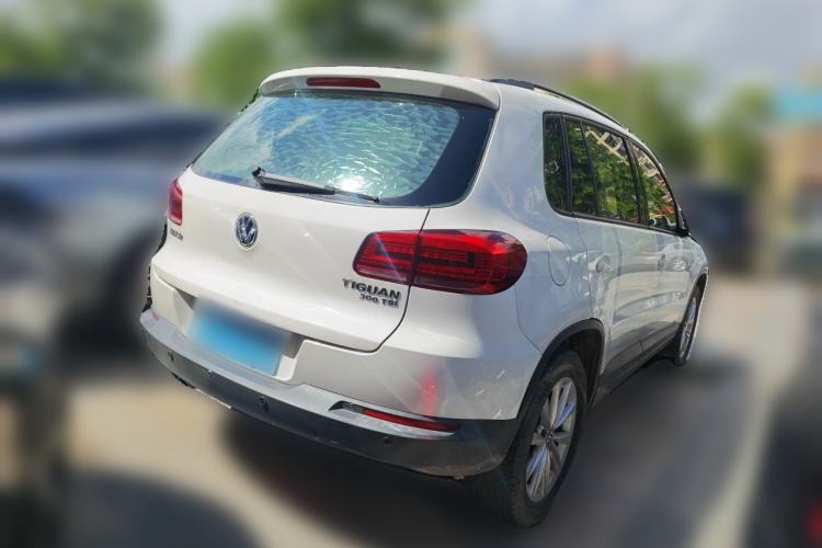 Used Volkswagen Tiguan 2015 1.8TSI Automatic Two-Wheel Drive Comfort Edition Rear Right 45 Deg