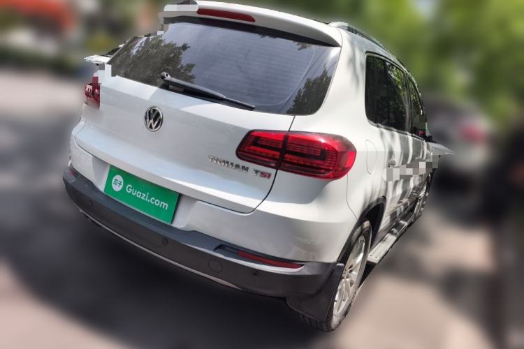 Used Volkswagen Tiguan 2015 1.8TSI Automatic Two-Wheel Drive Luxury Model Rear Right 45 Deg