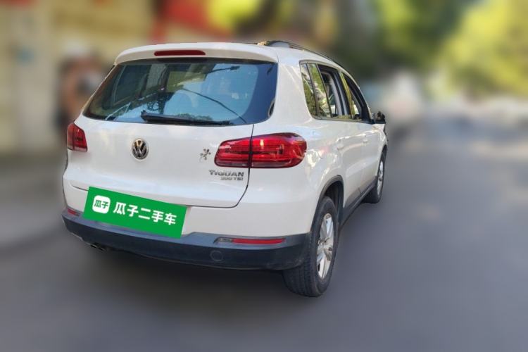 Used Volkswagen Tiguan 2015 1.8TSI Automatic Two-Wheel Drive Trend Edition Rear Right 45 Deg