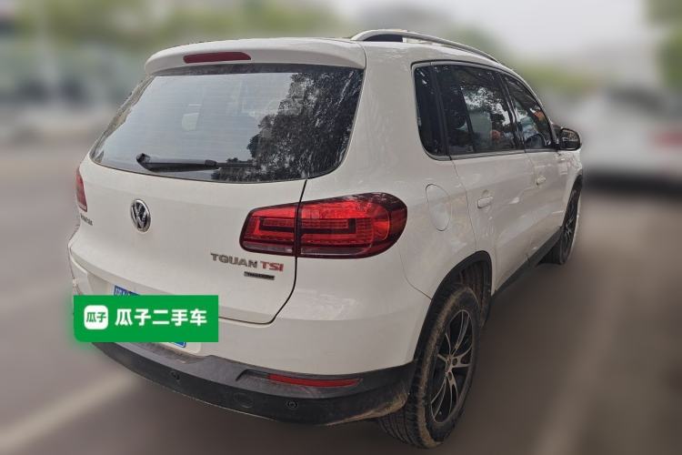 Used Volkswagen Tiguan 2015 2.0 TSI Automatic All-Wheel Drive Luxury Edition Rear Right 45 Deg
