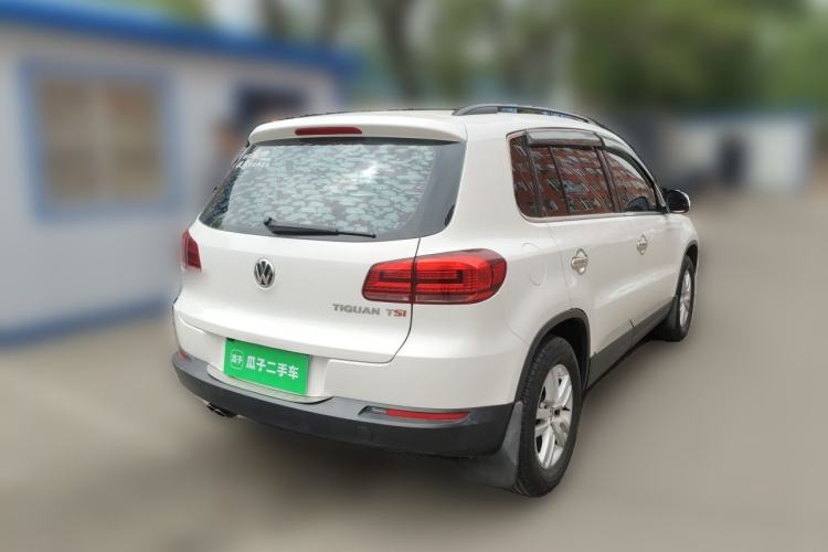Used Volkswagen Tiguan 2015 1.8TSI Manual Two-Wheel Drive Fashion Edition Rear Right 45 Deg