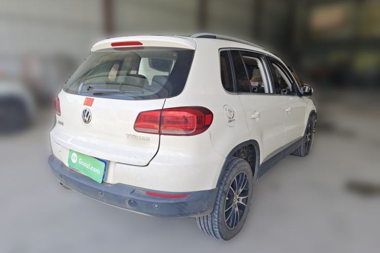 Used Volkswagen Tiguan 2015 1.8TSI Automatic Two-Wheel Drive Luxury Model Rear Right 45 Deg