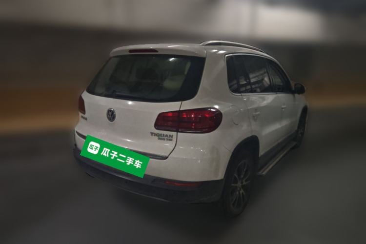 Used Volkswagen Tiguan 2015 1.8TSI Automatic Two-Wheel Drive Luxury Model Rear Right 45 Deg
