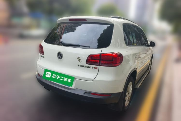 Used Volkswagen Tiguan 2015 1.8TSI Automatic Two-Wheel Drive Trend Edition Rear Right 45 Deg