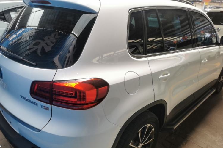 Used Volkswagen Tiguan 2015 1.8TSI Automatic Two-Wheel Drive Comfort Edition Rear Right 45 Deg