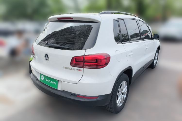 Used Volkswagen Tiguan 2015 1.8TSI Automatic Two-Wheel Drive Trend Edition Rear Right 45 Deg