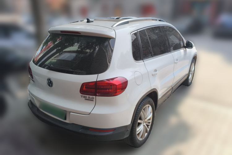 Used Volkswagen Tiguan 2015 2.0 TSI Comfort Edition Rear Right 45 Deg