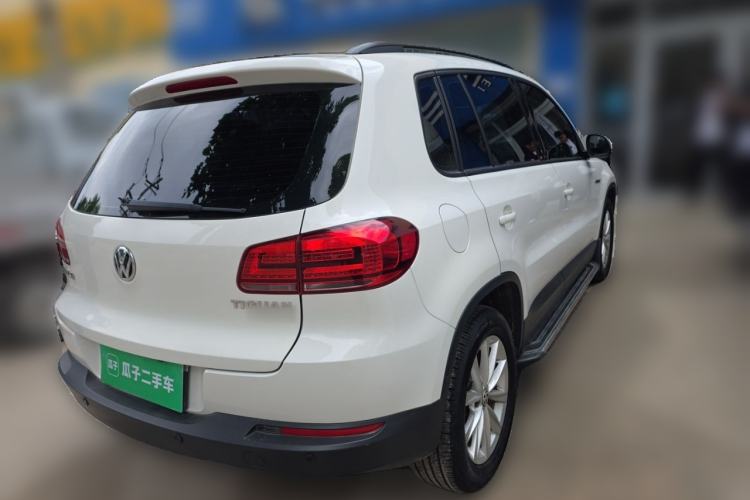Used Volkswagen Tiguan 2015 1.8TSI Automatic All-Wheel Drive Style Vision Edition Rear Right 45 Deg