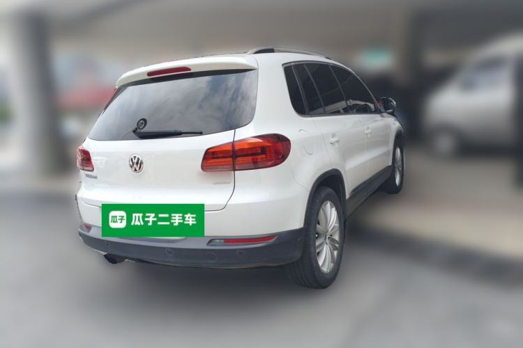 Used Volkswagen Tiguan 2015 2.0 TSI Comfort Edition Rear Right 45 Deg