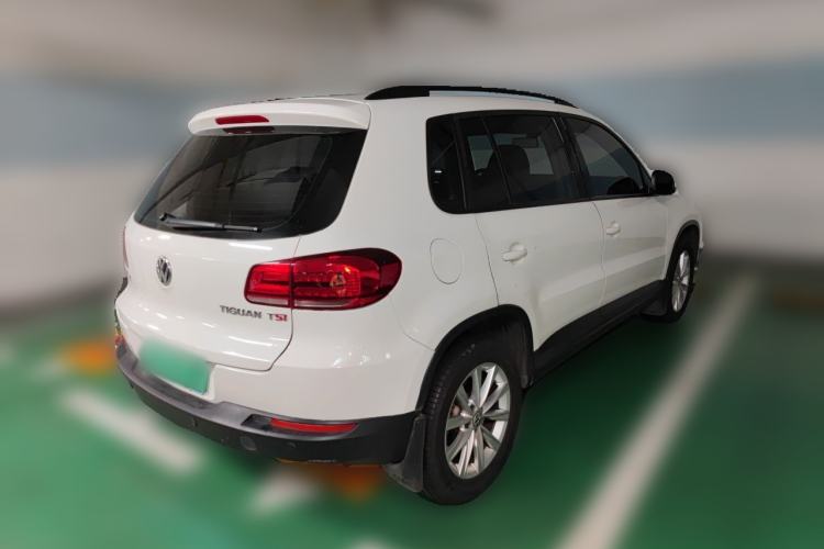 Used Volkswagen Tiguan 2015 1.8TSI Automatic Two-Wheel Drive Comfort Edition Rear Right 45 Deg