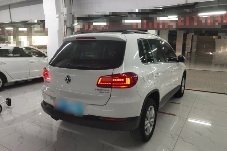 Used Volkswagen Tiguan 2015 1.8TSI Automatic Two-Wheel Drive Trend Edition Rear Right 45 Deg