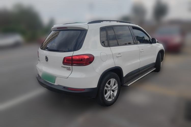 Used Volkswagen Tiguan 2015 1.8TSI Manual Two-Wheel Drive Fashion Edition Rear Right 45 Deg