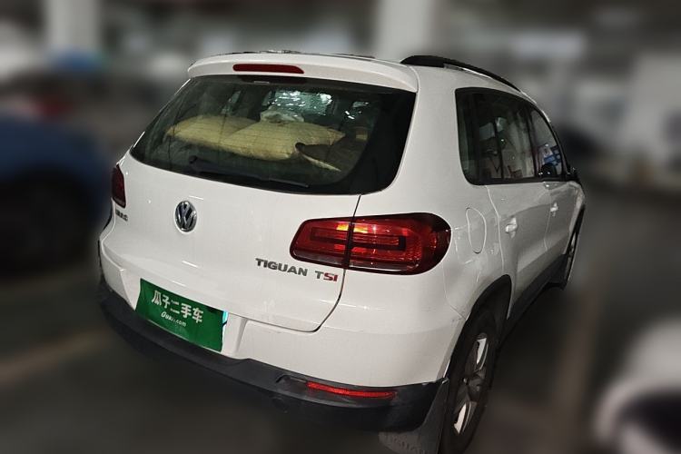 Used Volkswagen Tiguan 2015 1.8TSI Automatic Two-Wheel Drive Trend Edition Rear Right 45 Deg