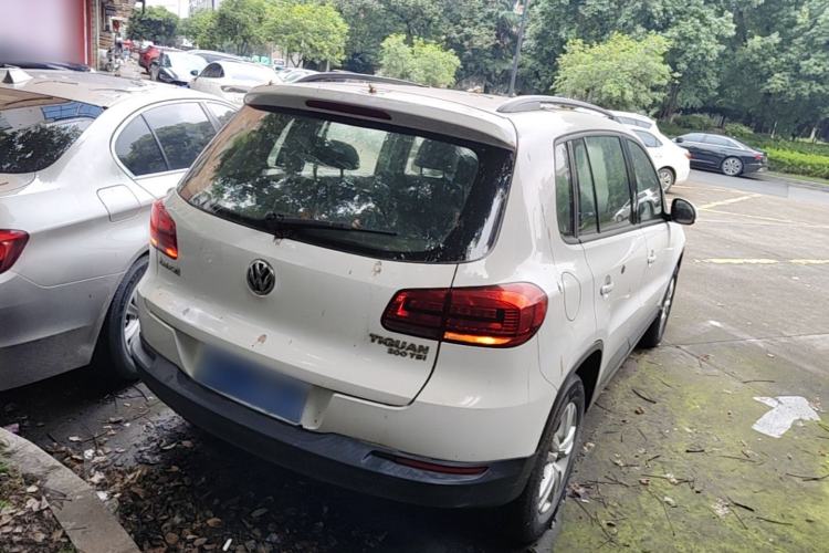 Used Volkswagen Tiguan 2015 1.8TSI Automatic Two-Wheel Drive Trend Edition Rear Right 45 Deg