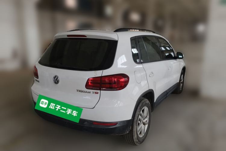 Used Volkswagen Tiguan 2015 1.8TSI Automatic Two-Wheel Drive Trend Edition Rear Right 45 Deg