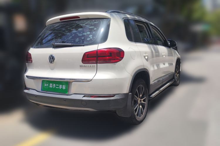 Used Volkswagen Tiguan 2015 1.8TSI Automatic Two-Wheel Drive Luxury Model Rear Right 45 Deg