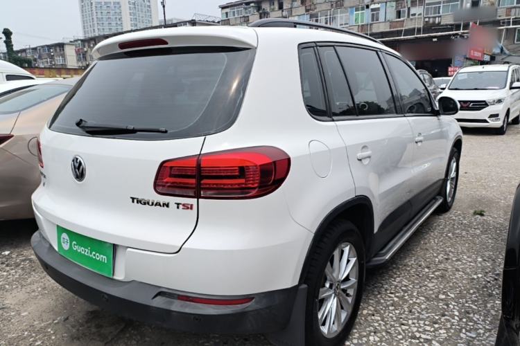 Used Volkswagen Tiguan 2015 1.8TSI Automatic Two-Wheel Drive Comfort Edition Rear Right 45 Deg