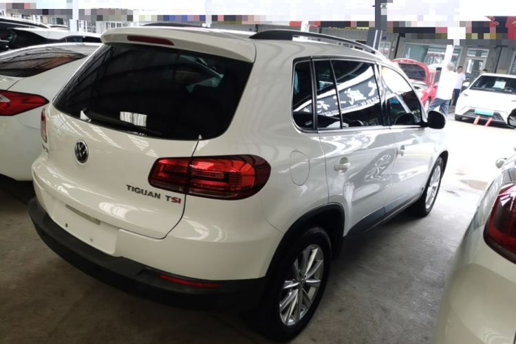Used Volkswagen Tiguan 2015 1.8TSI Automatic Two-Wheel Drive Comfort Edition Rear Right 45 Deg
