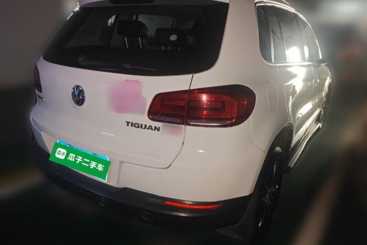Used Volkswagen Tiguan 2015 1.8TSI Automatic Two-Wheel Drive Luxury Model Rear Right 45 Deg