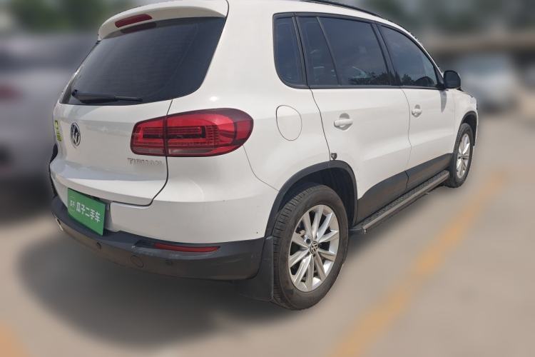 Used Volkswagen Tiguan 2015 1.8TSI Automatic Two-Wheel Drive Comfort Edition Rear Right 45 Deg