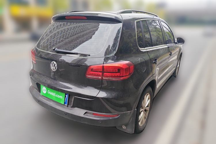 Used Volkswagen Tiguan 2015 1.8TSI Automatic Two-Wheel Drive Comfort Edition Rear Right 45 Deg