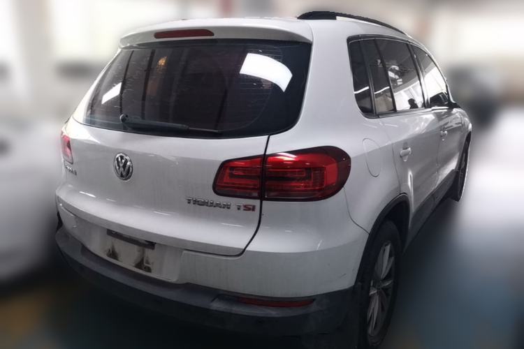 Used Volkswagen Tiguan 2015 1.8TSI Automatic Two-Wheel Drive Comfort Edition Rear Right 45 Deg