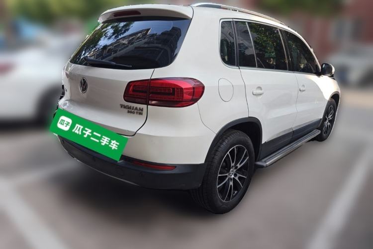 Used Volkswagen Tiguan 2015 1.8TSI Automatic Two-Wheel Drive Luxury Model Rear Right 45 Deg