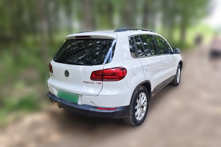 Used Volkswagen Tiguan 2015 1.8TSI Automatic Two-Wheel Drive Comfort Edition Rear Right 45 Deg