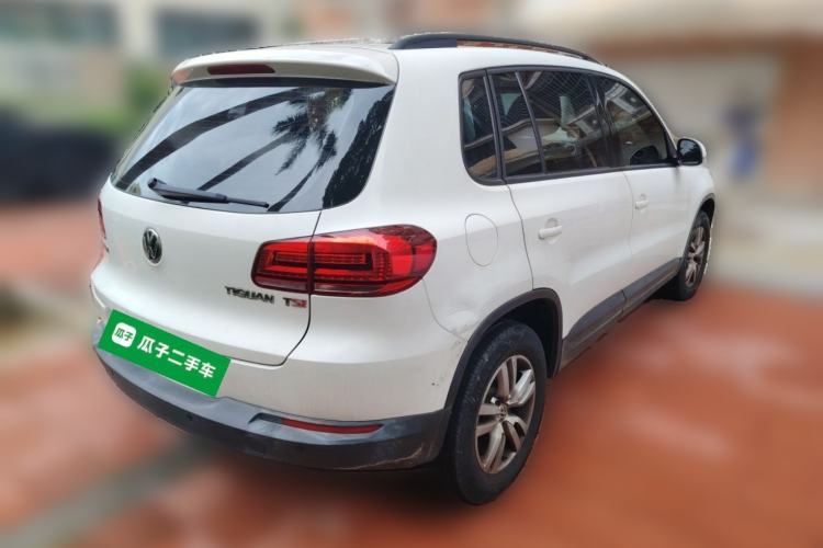 Used Volkswagen Tiguan 2015 1.8TSI Automatic Two-Wheel Drive Trend Edition Rear Right 45 Deg