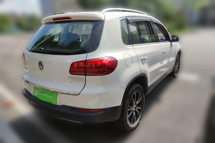Used Volkswagen Tiguan 2015 1.8TSI Automatic Two-Wheel Drive Luxury Model Rear Right 45 Deg